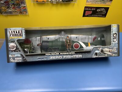 BBI ElLITE FORCE WWII ZERO FIGHTER FIGHTER SCALE 1/18 W/ PILOT