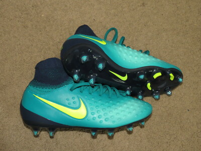 NEW Nike Magista teal/green w/ yellow+black soccer cleats - youth