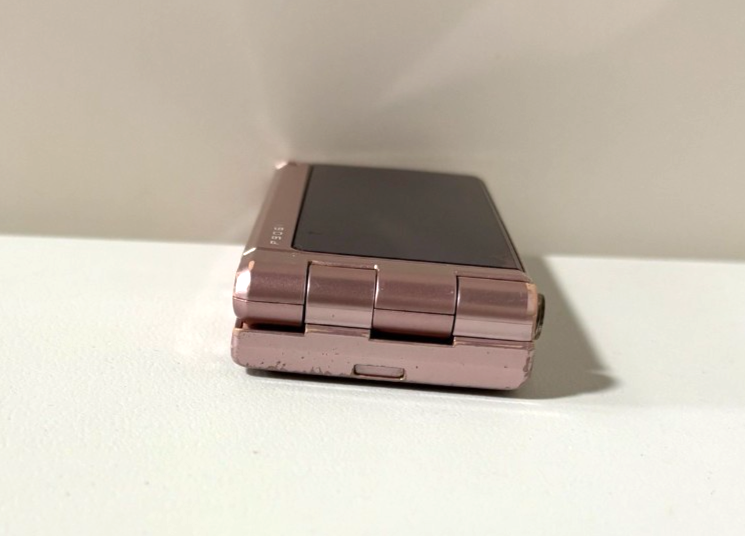 docomo P906i Pink FOMA Gundam Japanese Cell phone garakei Flip