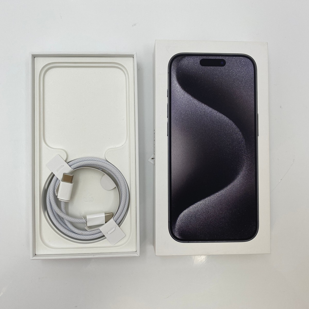 Apple iPhone 15 pro 256GB 本体 ブラック Apple iPhone 15Pro