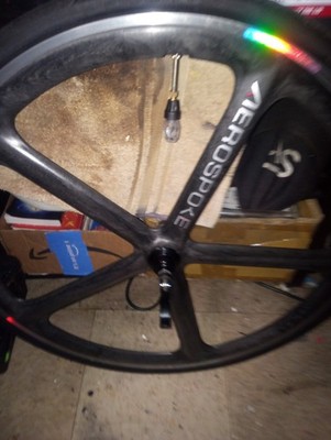 AEROSPOKE フロント 700c Aerospoke Front Wheel (700c) – le velo