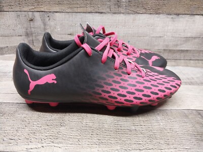 PUMA KIDS BLACK & PINK LACE UP SOCCER CLEATS 106070-04 BIG KIDS
