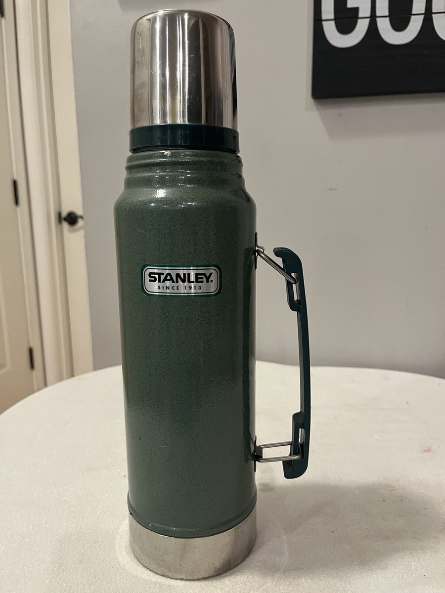 Vintage Stanley Aladdin Green Vacuum Bottle Thermos 1 liter With