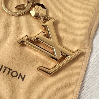 Louis Vuitton Facettes Key Holder Keychain Bag Charm Gold M65216