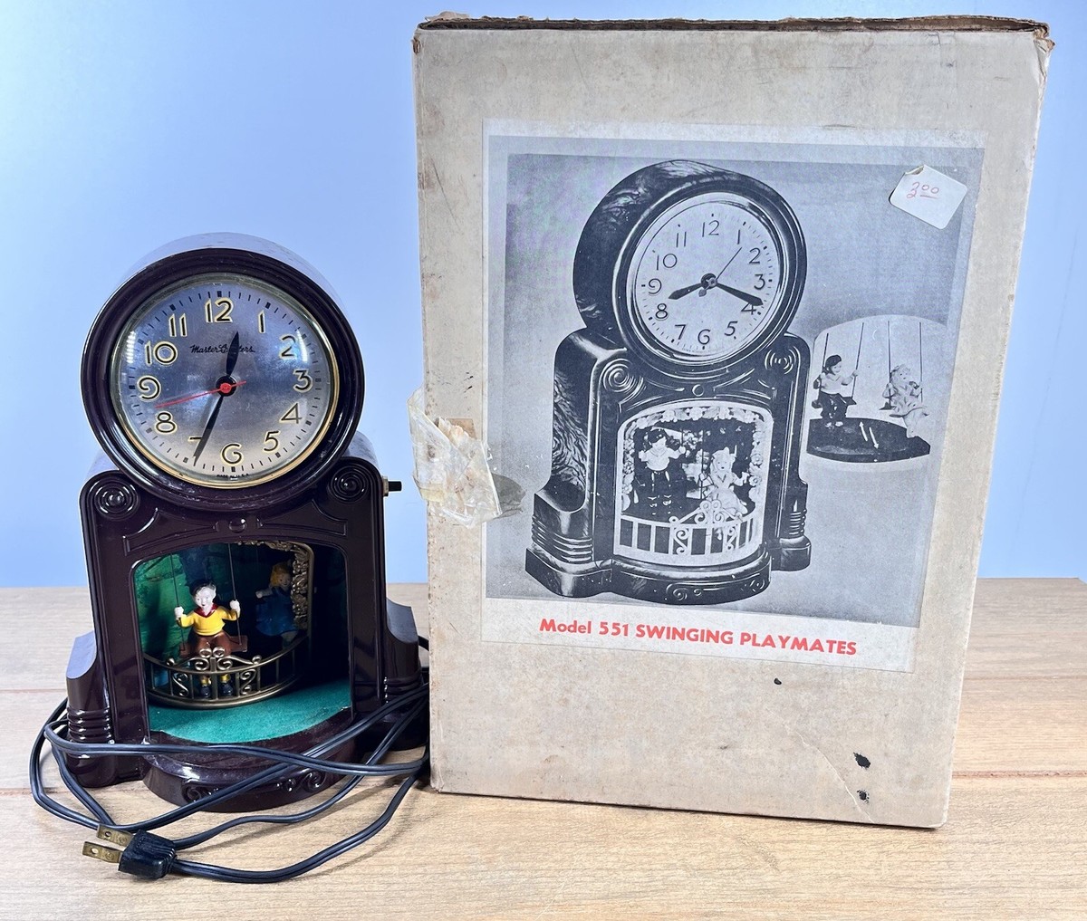 Vintage Master Crafters Swinging Playmates Clock Model # 551 With