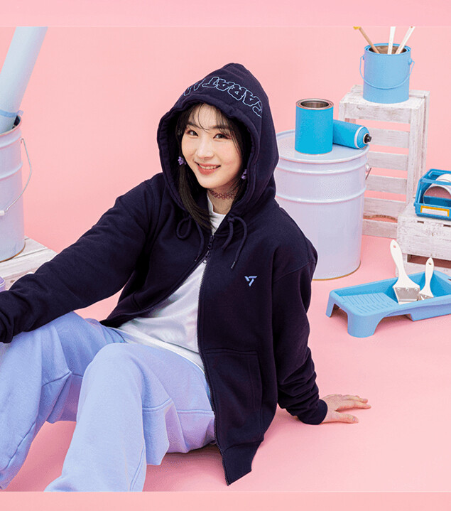 SEVENTEEN CARAT LAND 2023 Official Merch Hoodie Trading Card 7th