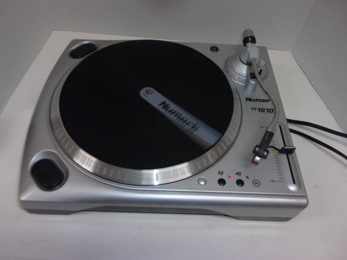 Numark TT1610 Belt Drive DJ Manual Turntable Silver 33rpm 45rpm