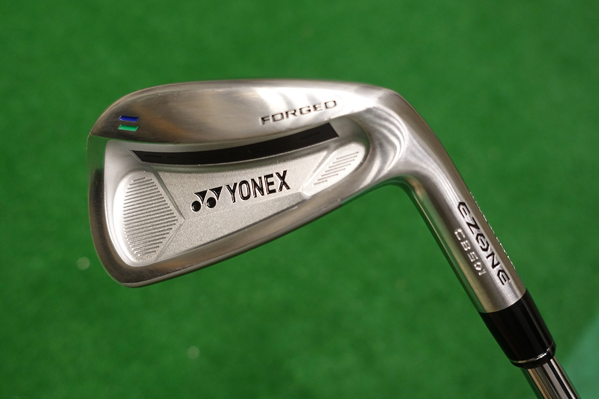 最大級のやさしさを備えたフォージド」ヨネックス EZONE CB 501