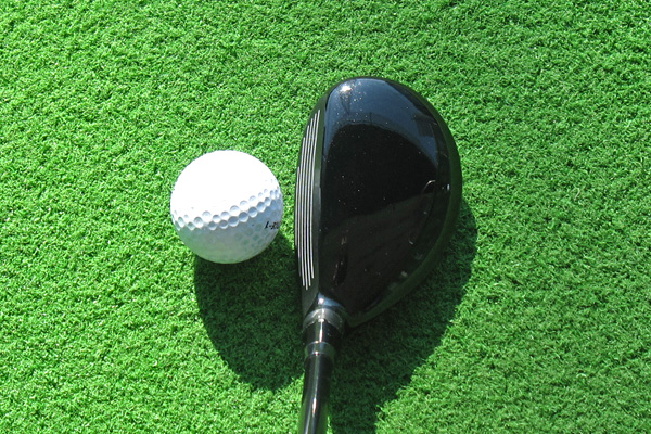 丸形ヘッドで直進性アップ」タイトリスト 915H ユーティリティ｜新製品