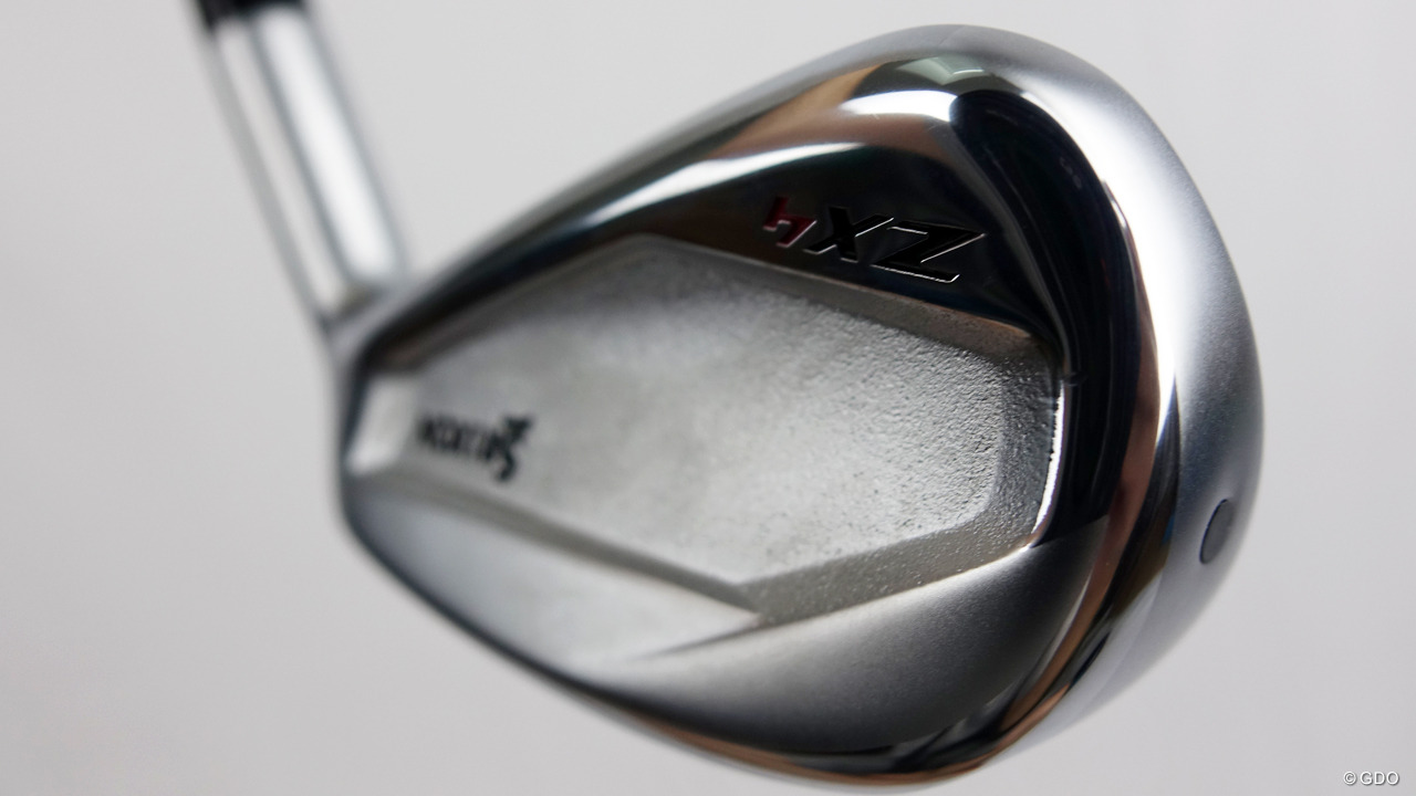 スリクソン ZX4 アイアンを西川みさとが試打「飛び姿が満点」｜GDO