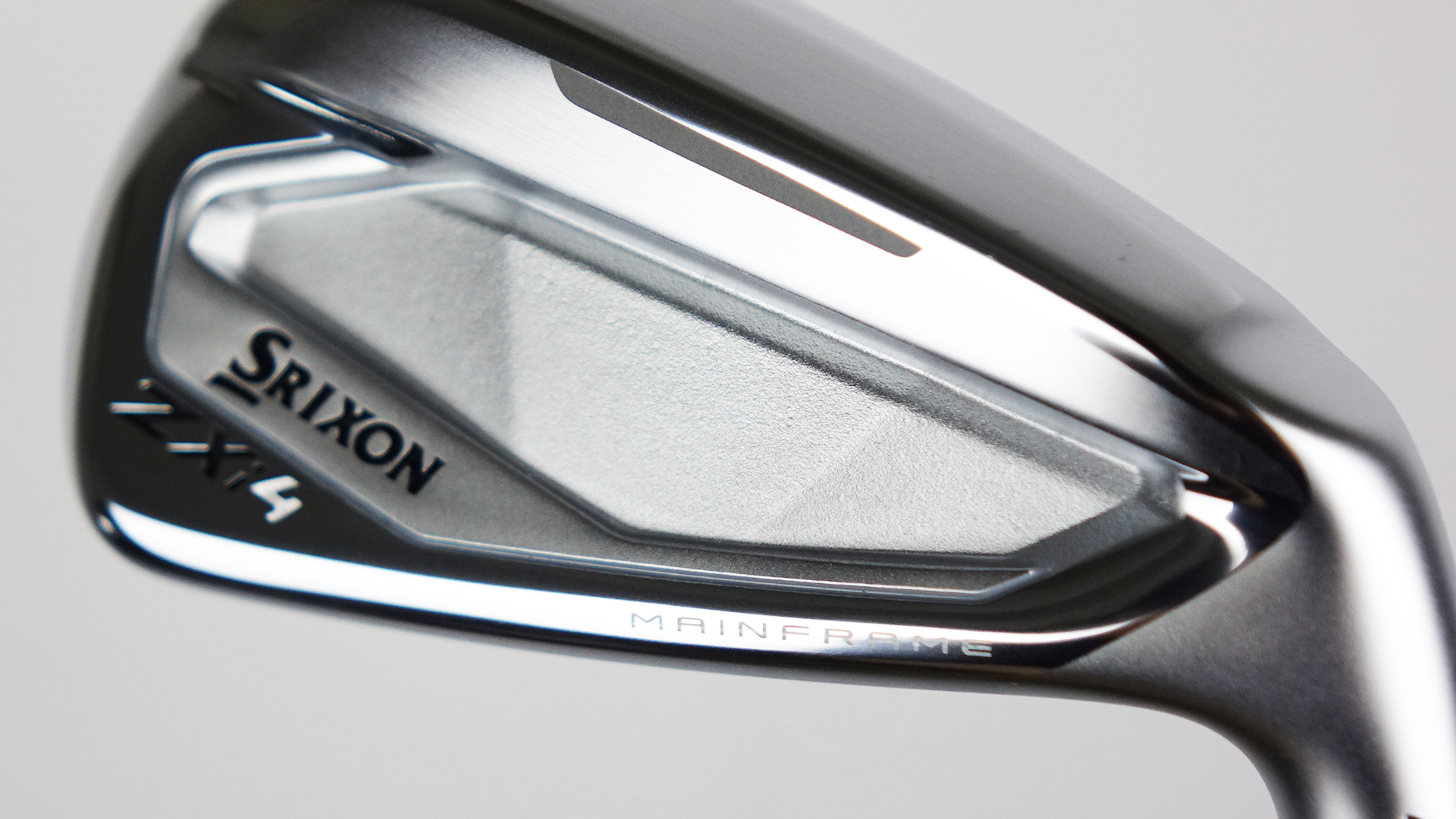 スリクソン ZXi4 アイアンを筒康博が試打「シリーズで一番進化を感じる