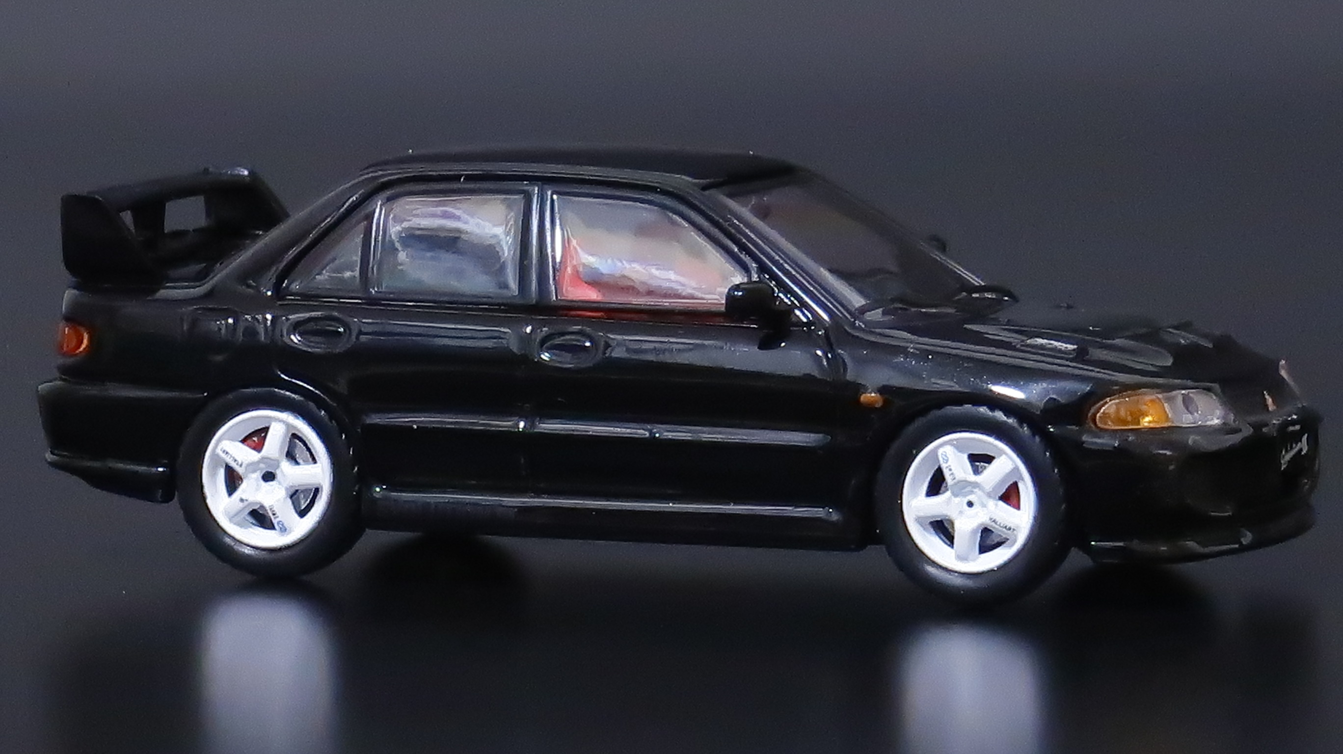 モデルインプレッション】 INNO Models 1/64 Mitsubishi Lancer GSR