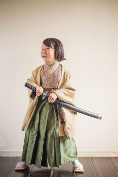 アンティーク着物と大正ロマンを楽しむ世界。マゲを落とした文明開化。