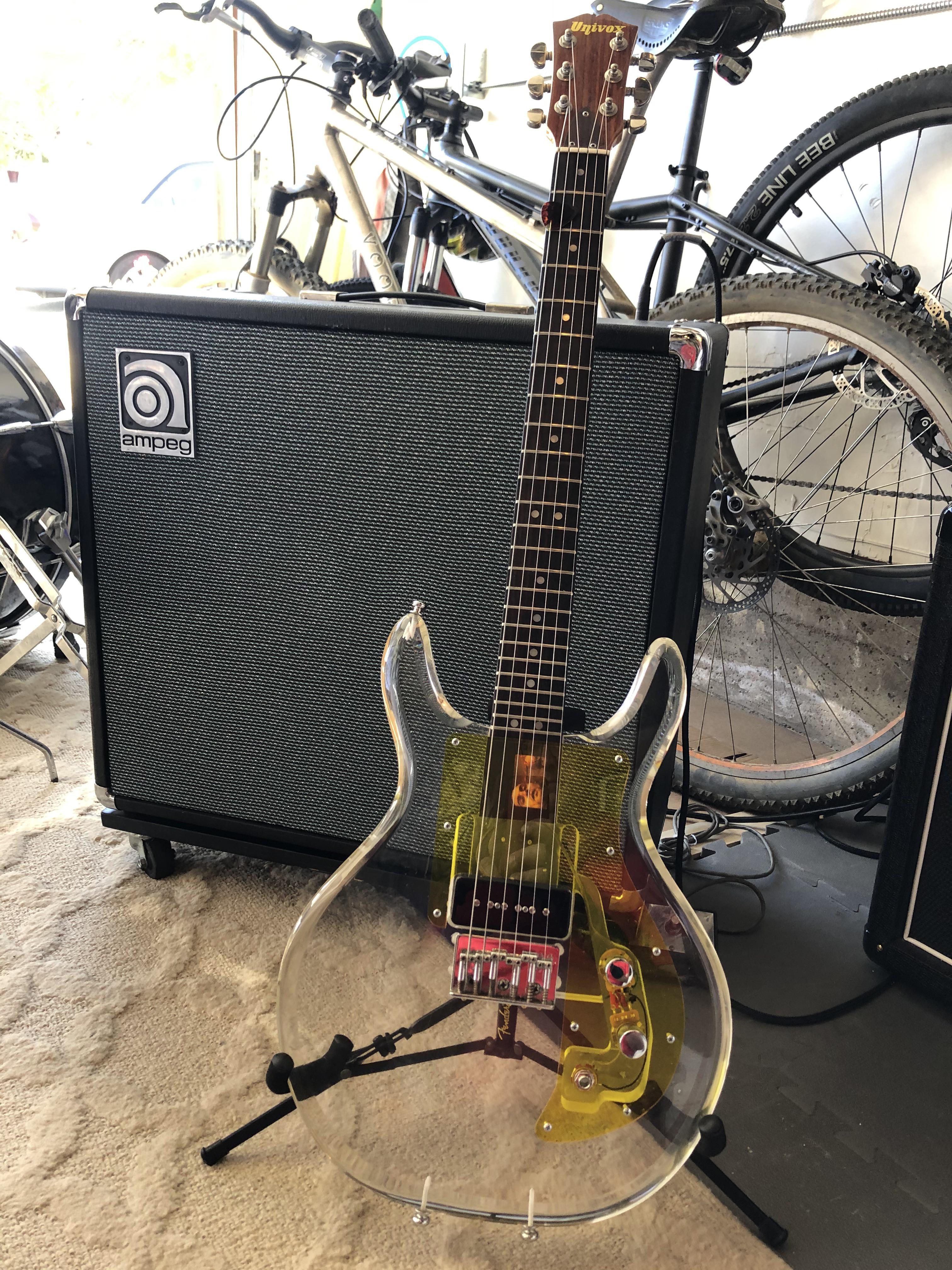 70 or '71 Univox Lucy : r/Vintageguitars