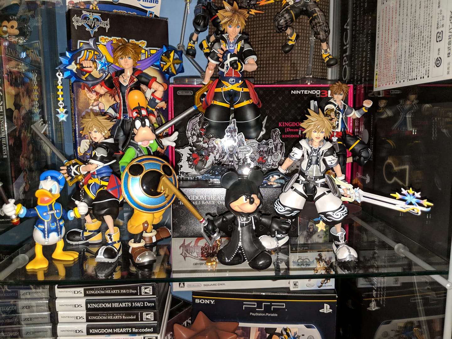 Media] Got my S.H. Figuarts Sora Final Form figure yesterday! : r