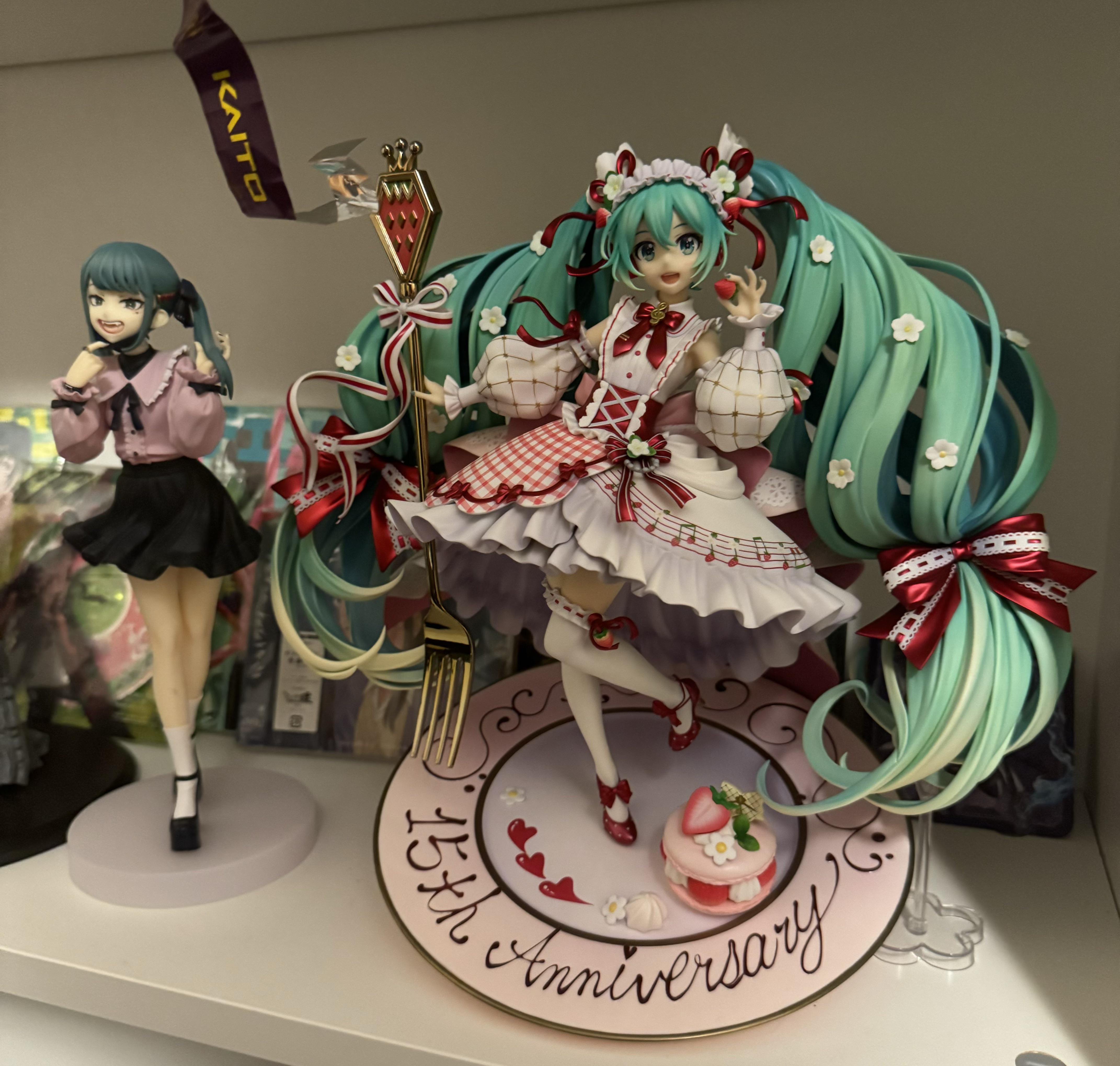 Said months ago if i saw the 15th anniversary at ANYC I'd buy it