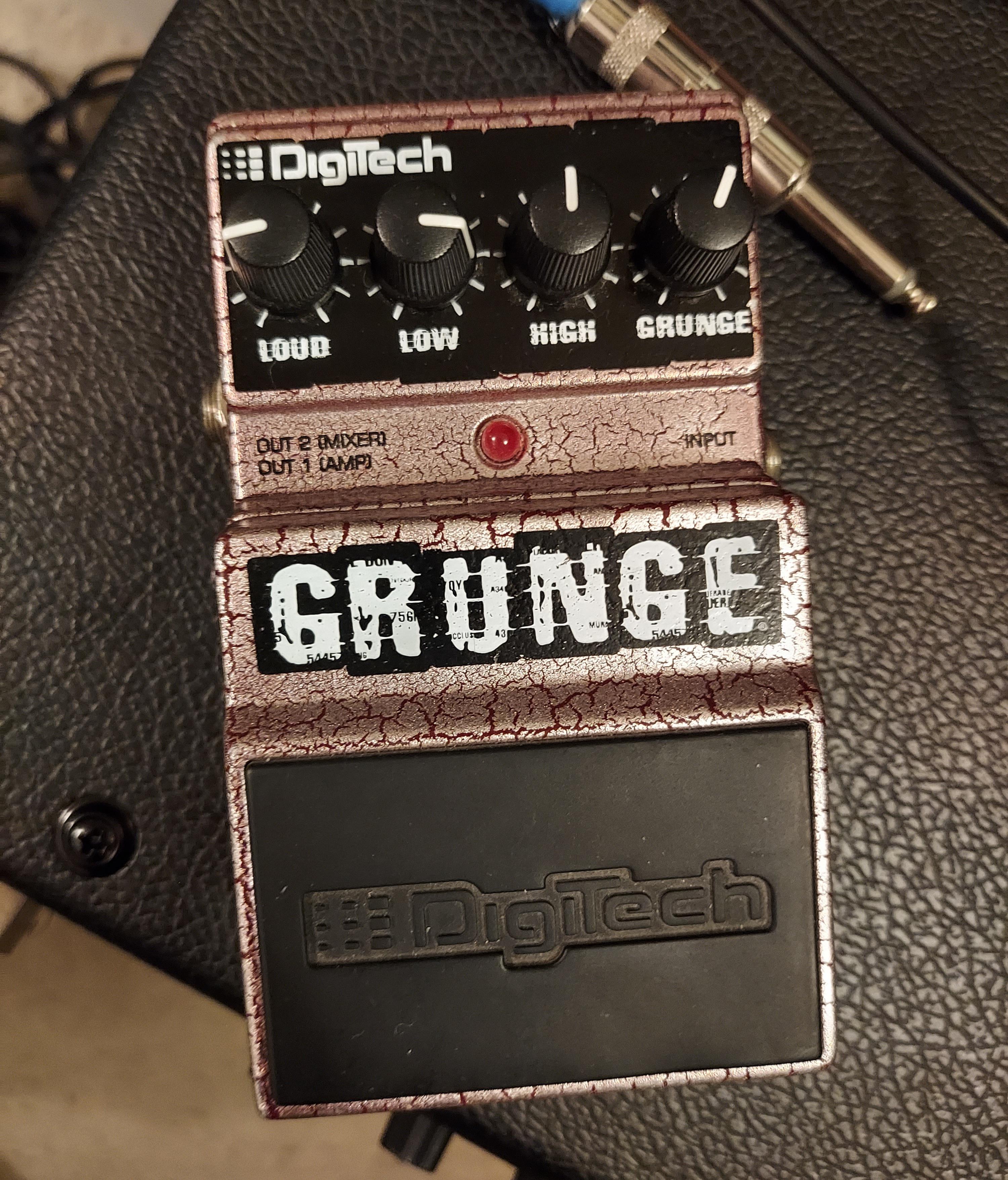 I like the DigiTech Grunge pedal, but it's not quite what I'm