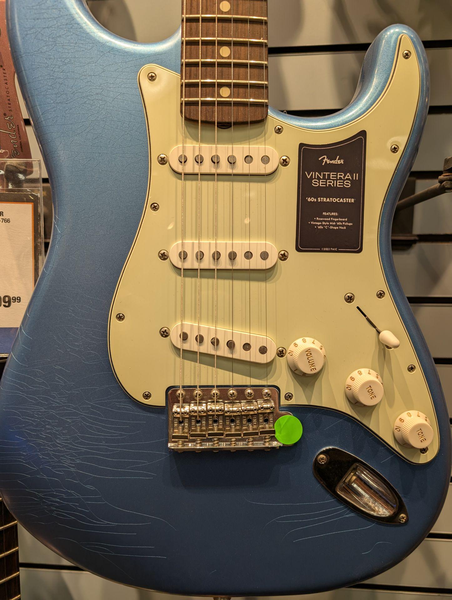 This 'road worn' 60s Stratocaster finish : r/fender