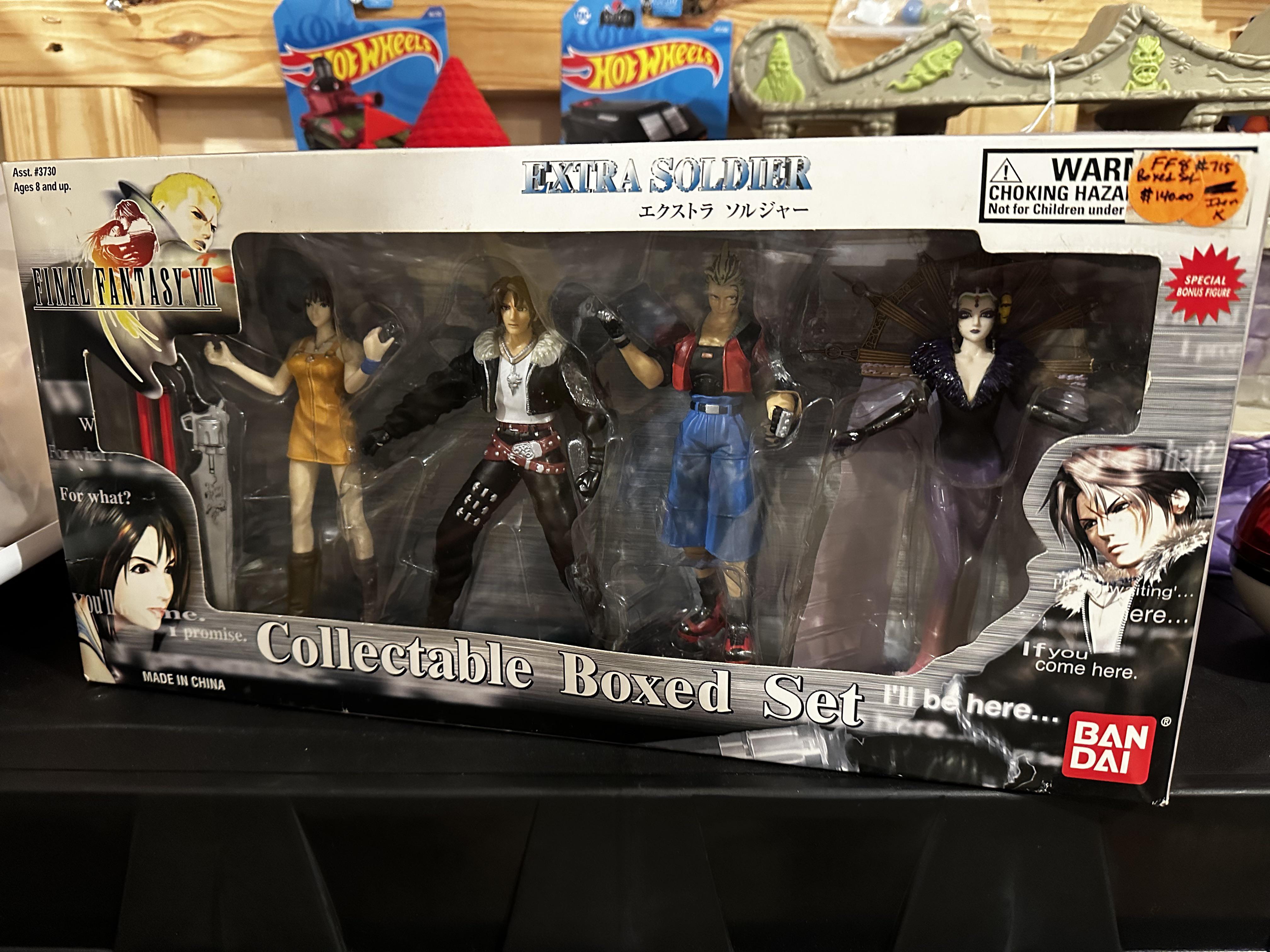Found this at a flea market. I didn't know they made FF8 figures