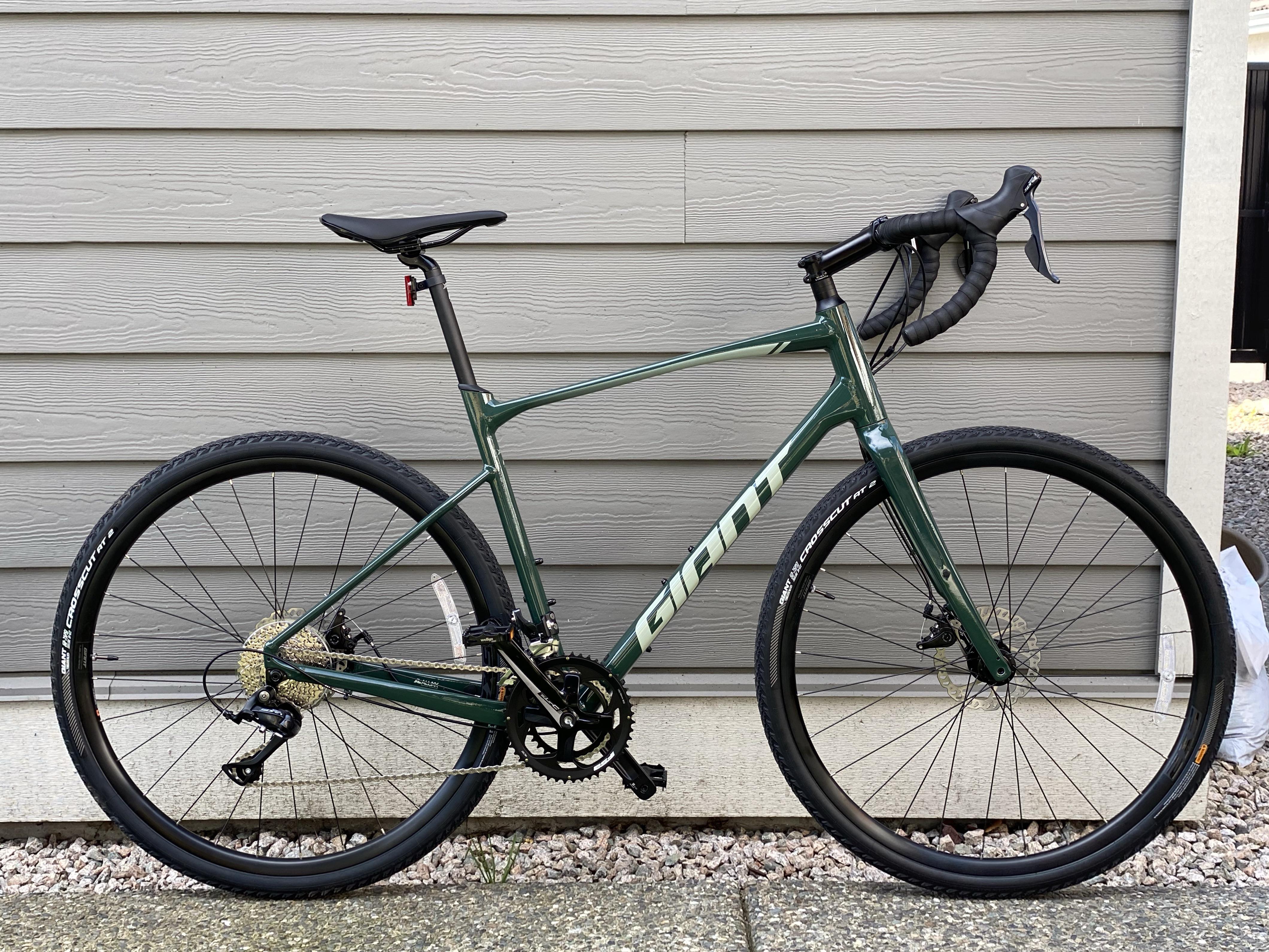 大したことない - 2021 Giant Revolt 2 : r/gravelcycling