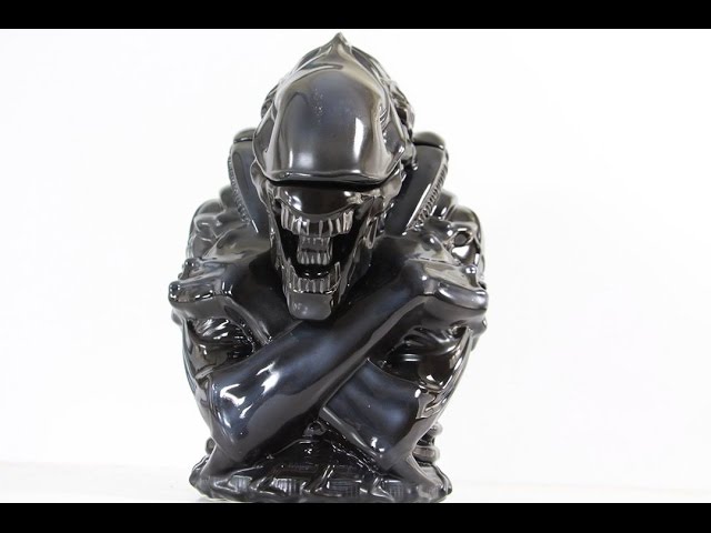 Diamond Select: Aliens Warrior Cookie Jar - YouTube