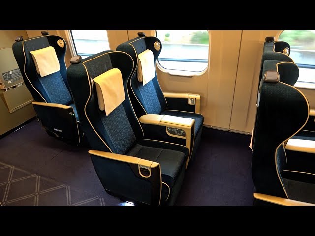 Riding in the green car of the E7 series 