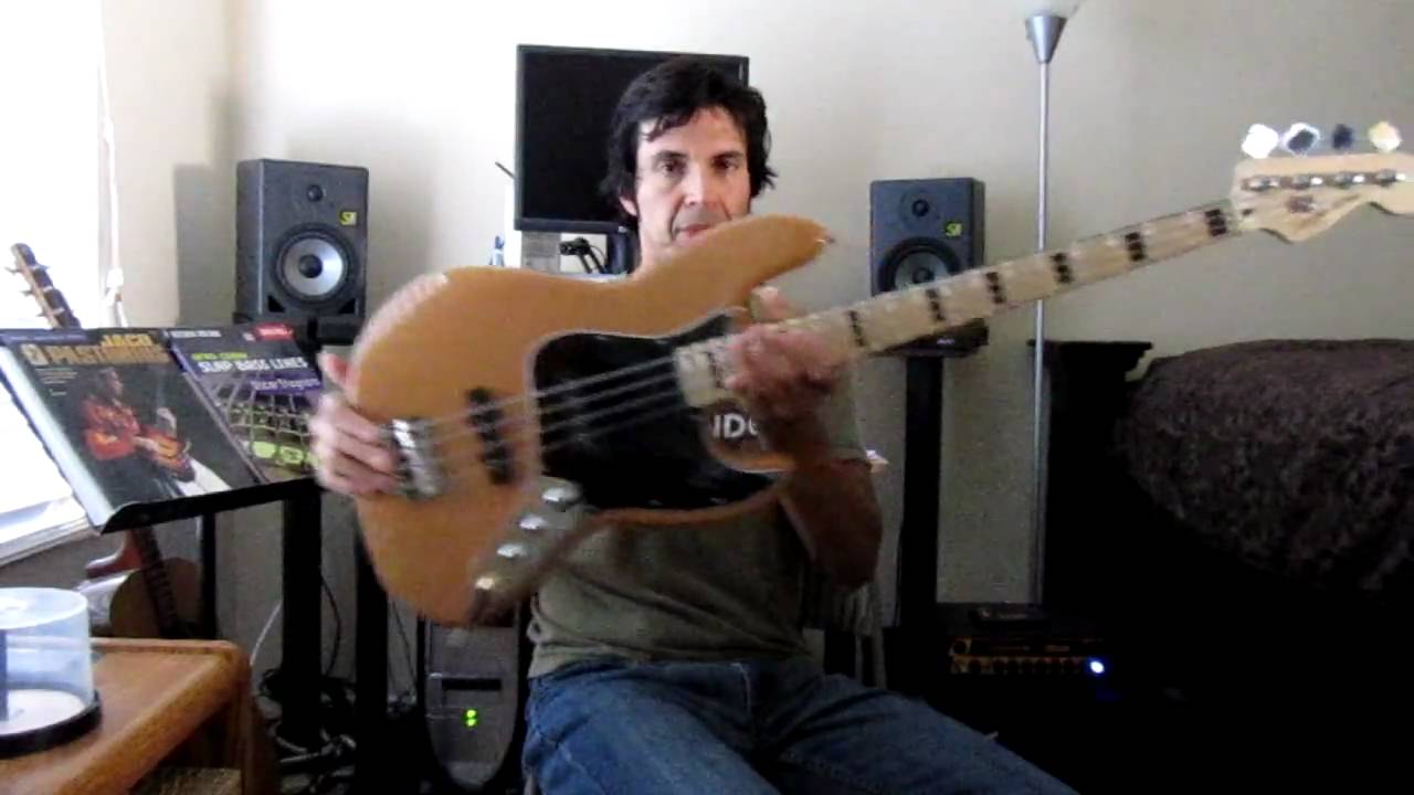 Fender Squier Vintage Modified Jazz Bass Overview - YouTube