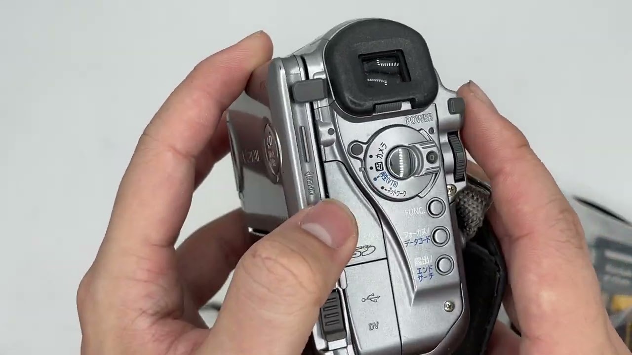 Canon IXY M5 - YouTube