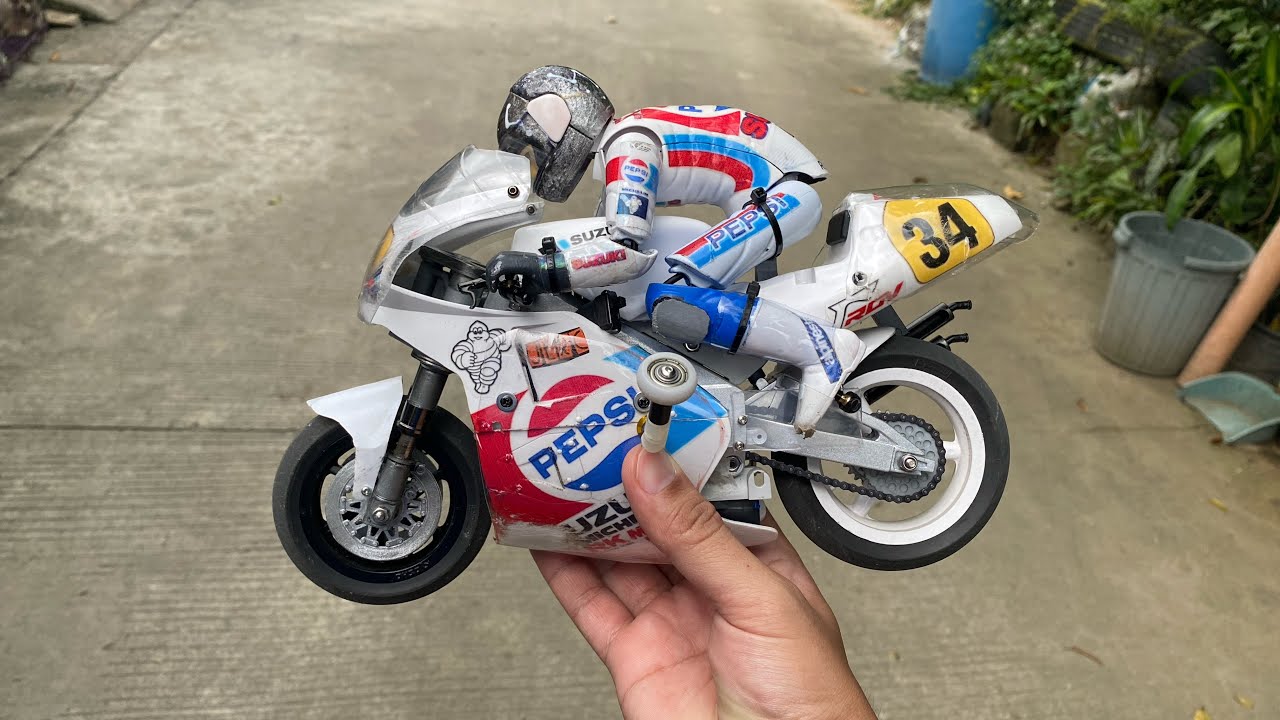 KYOSHO RGV-T 1/8スケール ハングオンレーサー 34935_900_1df.jpg