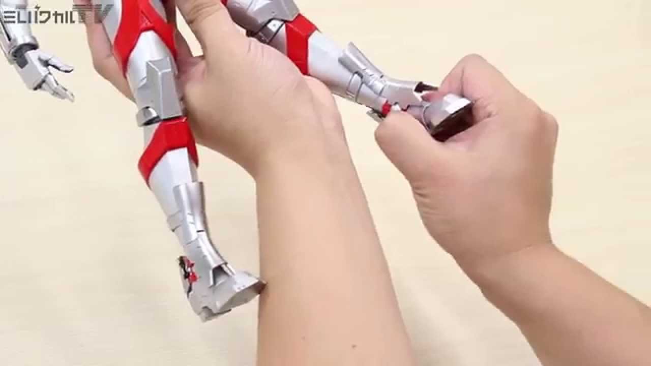 徹底解剖】開発スタッフに聞く！ 12'HERO's MEISTER ULTRAMAN - YouTube