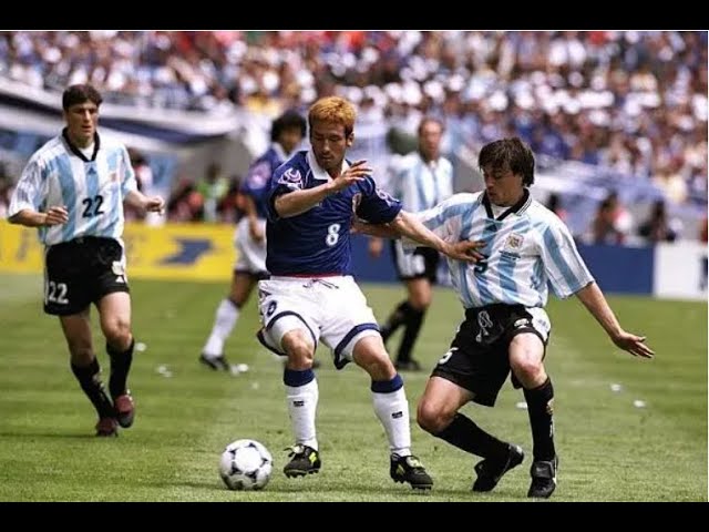 Hidetoshi Nakata's Highlights in 98 World Cup - YouTube