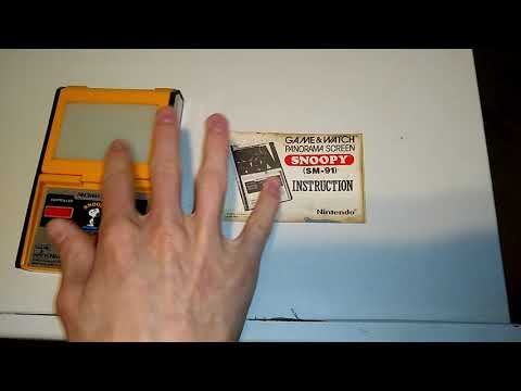 Snoopy Panorama Screen Nintendo Game & Watch Handheld LCD Game