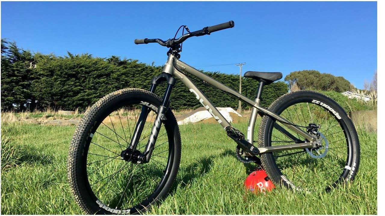 CUSTOM DIRT JUMP MTB BIKE CHECK - HARO THREAD 2 FROM WENSLEY'S