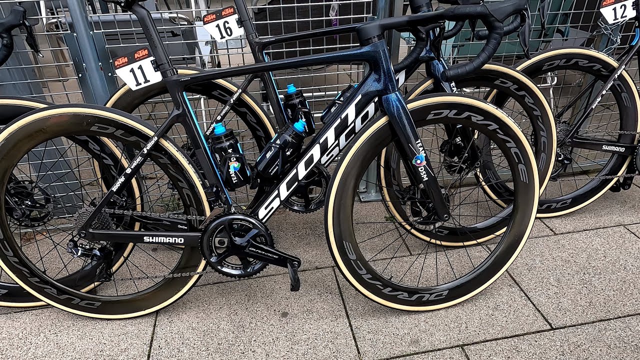 Team DSM Scott Addict RC Ultimate Shimano Dura-Ace Di2 Modell 2022