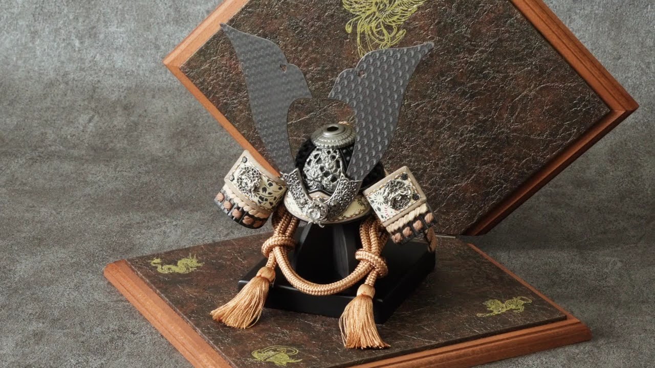 D-3 19216 4GR-K4-Z-S 人形の久月 五月人形 四神之兜飾り ご紹介 - YouTube