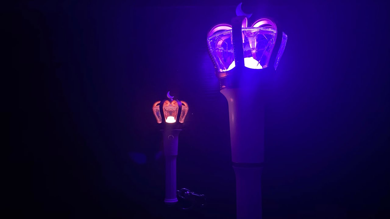 OFFICIAL LOONA LIGHT KEYRING UNBOXING (BONUS TUTORIAL) - YouTube