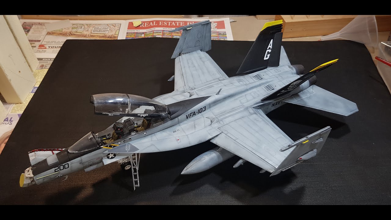 1/32 Trumpeter F/A-18F Superhornet Finished Build - YouTube