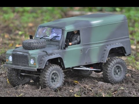 AXIAL SCX-10 Land Rover Defender 110 Build off - YouTube