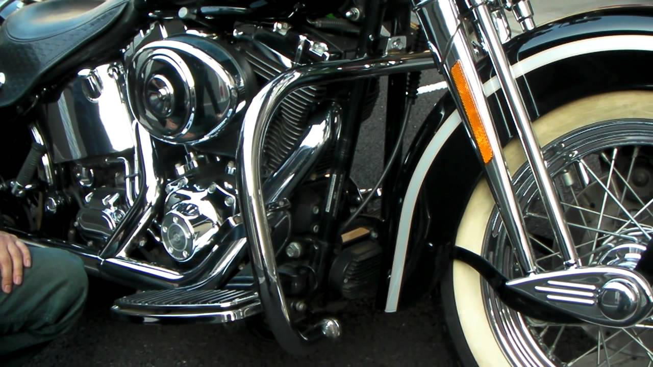 Harley-Davidson 100th Anniversary Model: Final Carb FLSTS