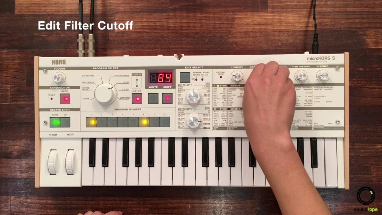 世界の定番シンセがスピーカー搭載でさらに手軽に！初めての一台に