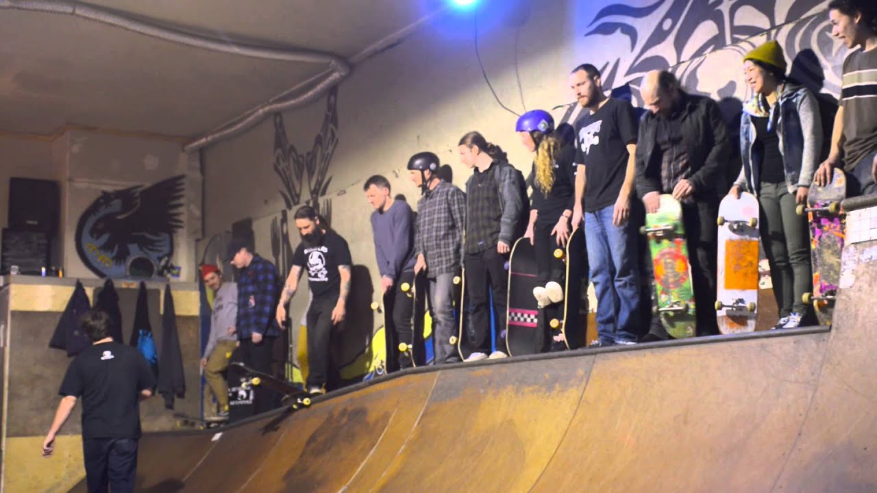 スカルスケーツ ダイハード ハイブリッドデッキ33 / Skull Skates Die