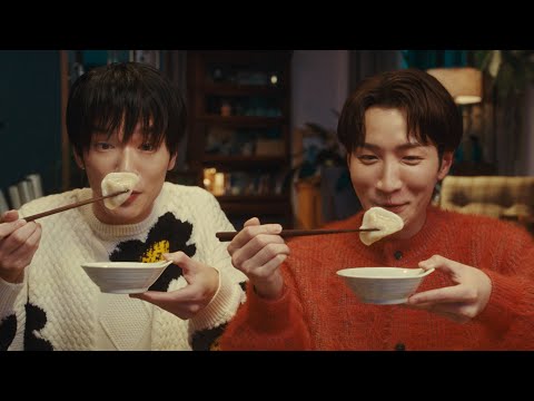 大阪王将「感動」篇 ぷるもち水餃子 - YouTube