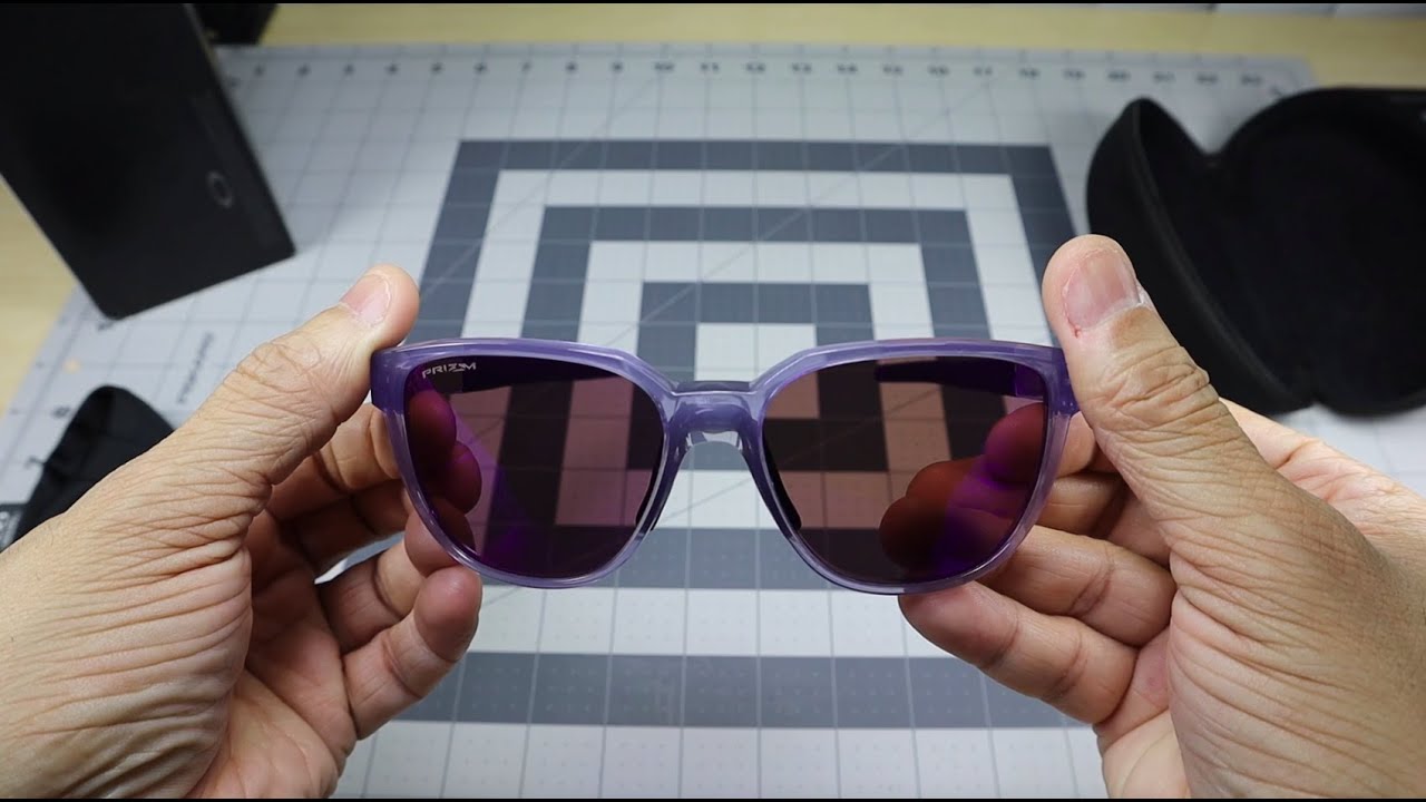 Oakley Actuator - A Sports Specific Lifestyle Frame? - YouTube