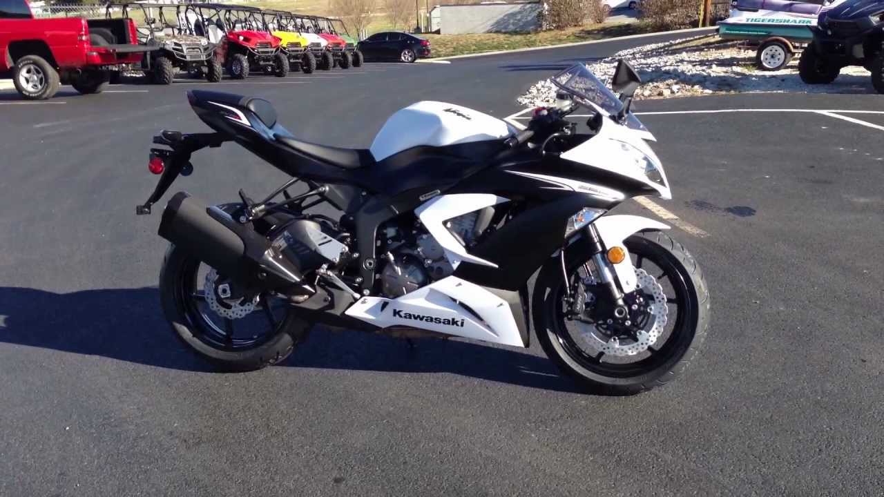 2013 Kawasaki Ninja ZX-6R (ZX636) in White at Tommy's Motorsports