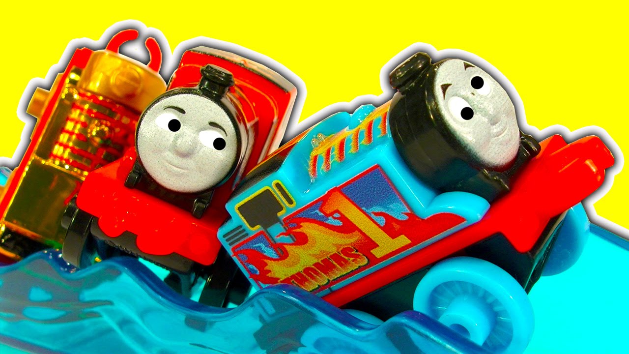 Thomas MINIS Motorized Raceway Flaming Thomas The Tank Toy Train