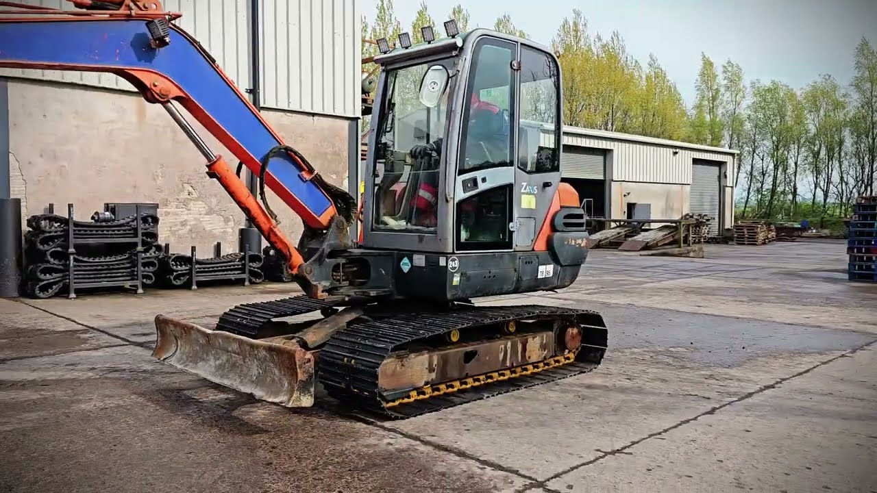 HITACHI ZX50 - REFRESHED POWER 🔄🌞 - YouTube