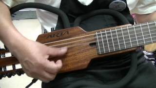 ARIA シンソニードAS-101C サイレントギター エレガット - YouTube