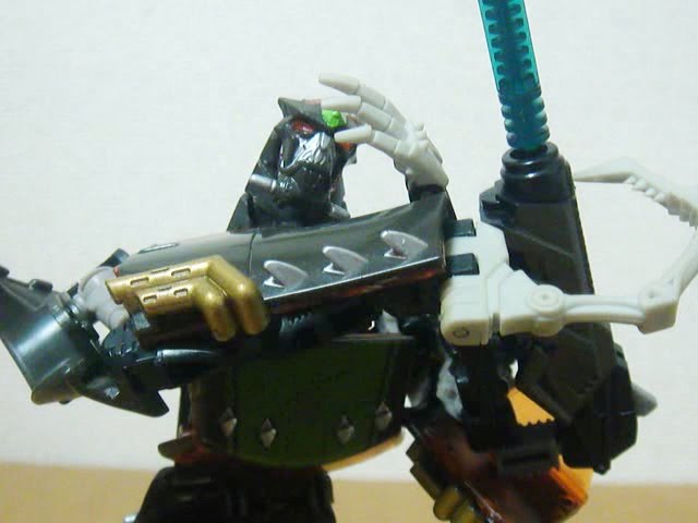 TF リベンジ RD-26 NEST ロックダウン トランスフォーマー 映画2 変形