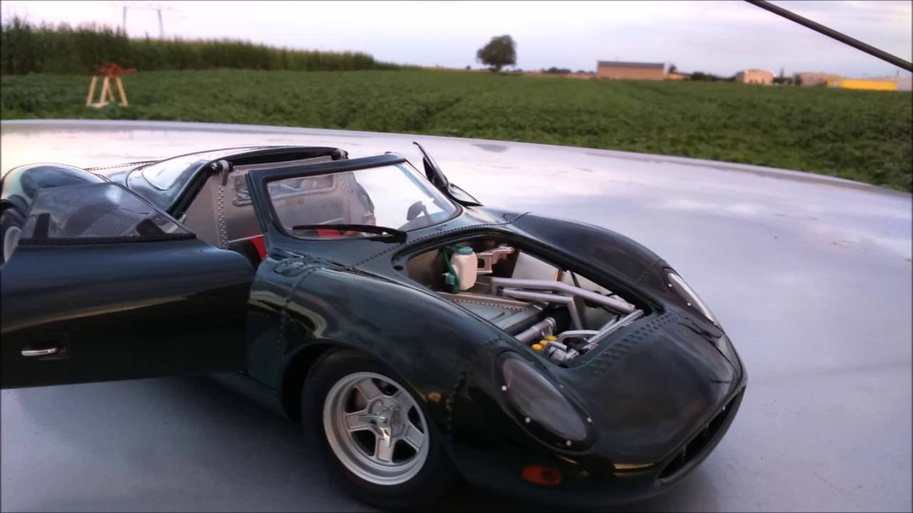 Jaguar xj13 1/18 autoart - YouTube