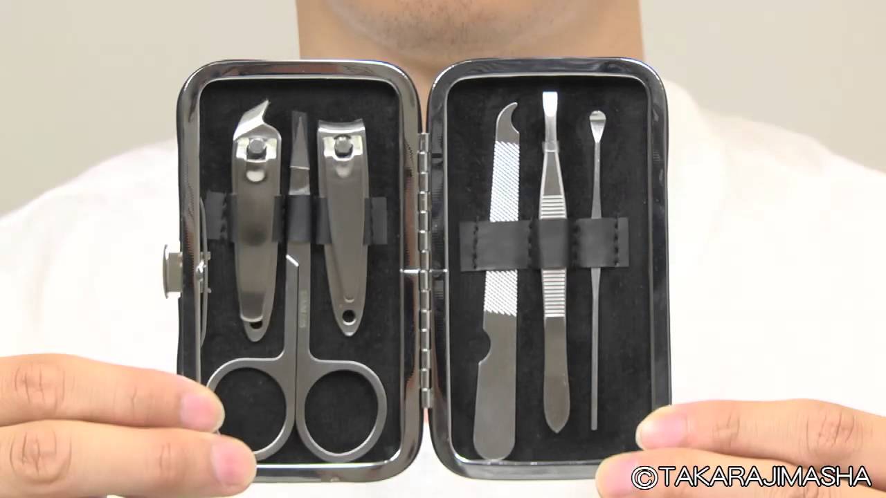 ステューシーの高級ステンレス製グルーミングキット（smart8月号